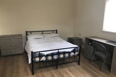 4 bed house, Dale Road, Selly Park, Birmingham, B296AG - Image 1